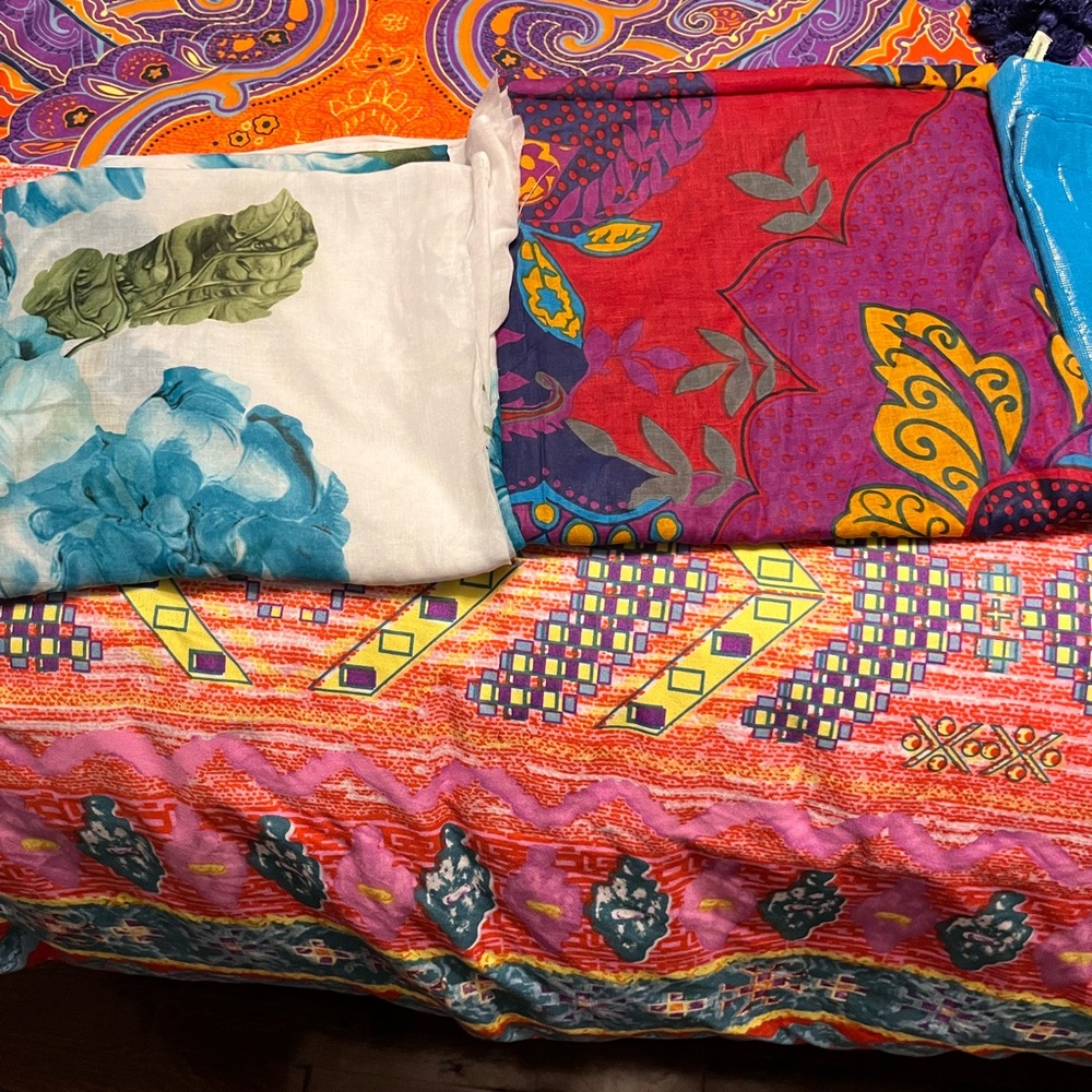 Like new (or never worn) beautiful headscarves BUNDLE!